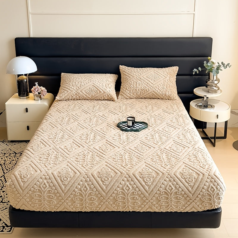 European Embossed Soft Bed Sheet – All Season Deep Pocket Mattress Cover, Super Soft Machine Washable Bedding for Twin Full Queen King, Warm Mattress Protector (No Pillowcase)