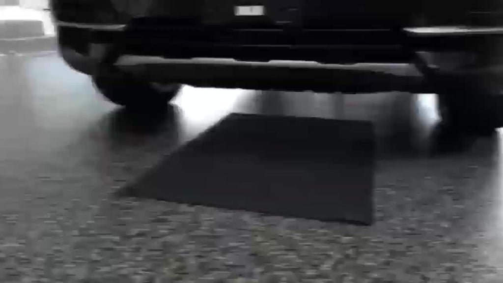 Heavy Duty Garage Floor Mat Extra Large Oil-Absorbing Non-Slip Waterproof Washable - 2.55mm Thick Rubber-Backed Felt Mat for Garage, Workshop, Driveway, Parking - Fits Cars, Trucks, SUVs, Motorcycles