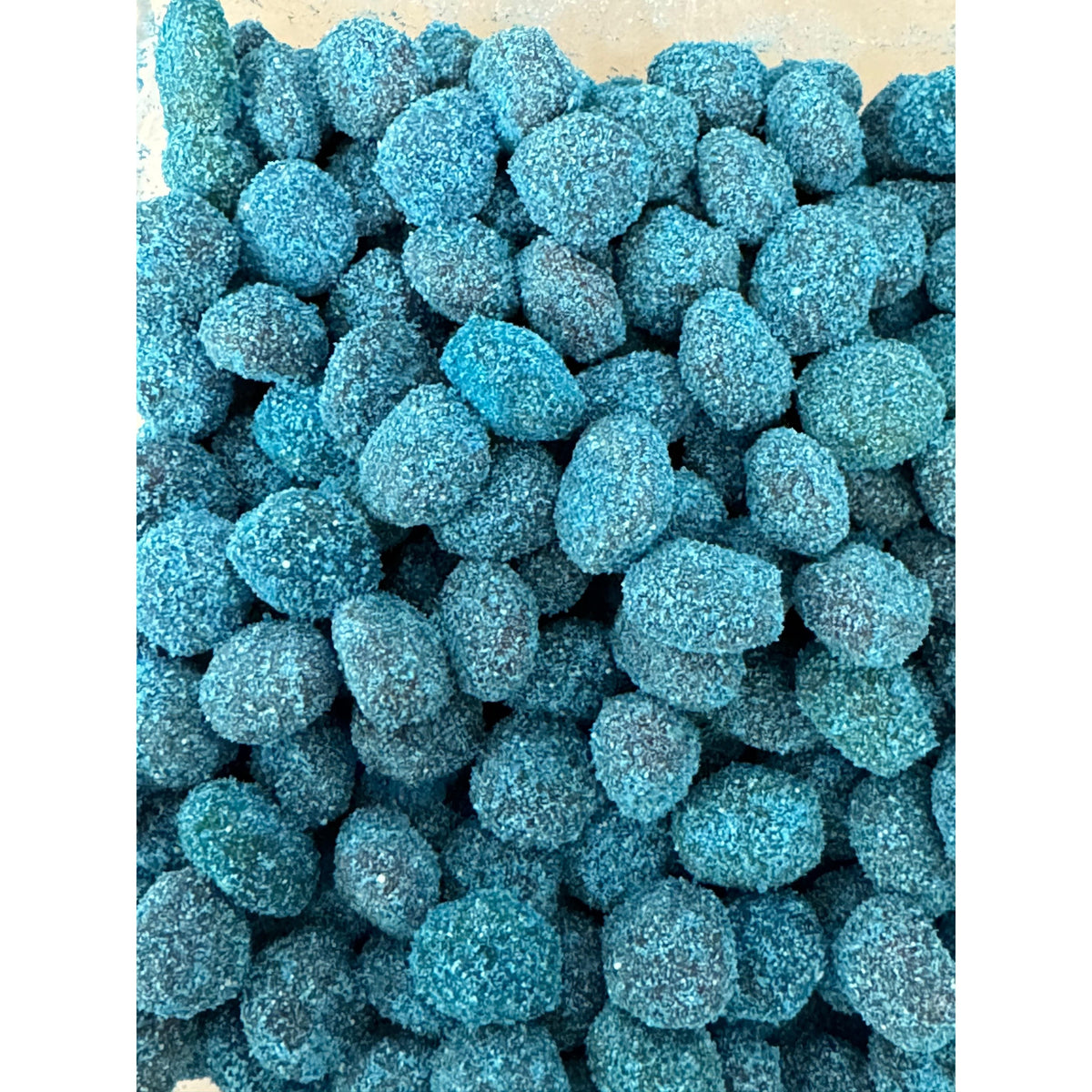Sour Blue Raspberry Gushers Candy – Viral Sour Gummy Snacks with Juicy Liquid Center, Bold Tangy Flavor for Lunchboxes, Parties, Road Trips & Sour Candy Lovers