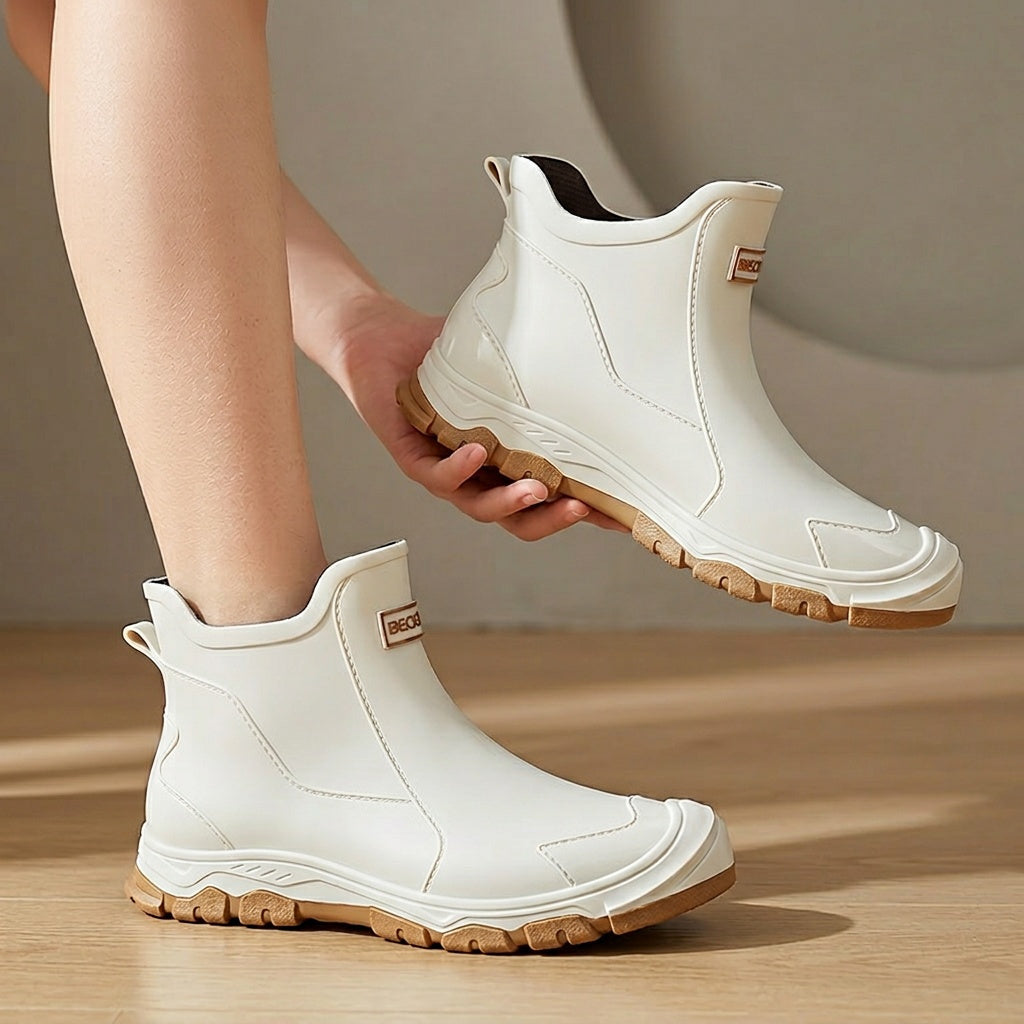 Lightweight Non-Slip Short Ankle Rain Boots for Men and Women Cushioned Insoles Breathable Lining Textured Anti-Slip Sole Fashionable Unisex Couple Rain Boots for Car Washing Outdoor Activities Black Beige US 5.5-12