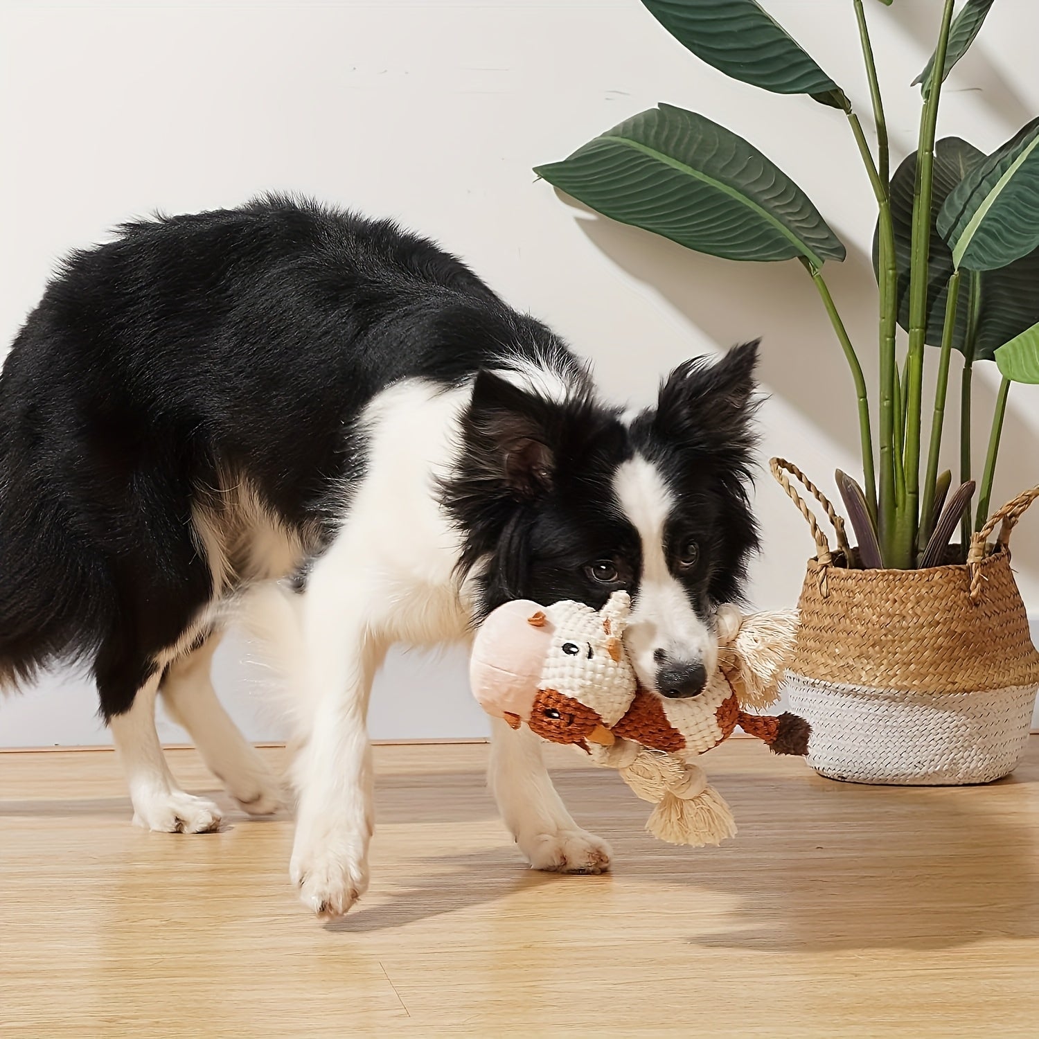 Squeaky Cow Dog Toy Plush Interactive Tug-of-War Rope with Crinkle Paper IQ Training Chew Toy for Small Medium Large Dogs Anxiety Relief Boredom Buster No Battery Needed