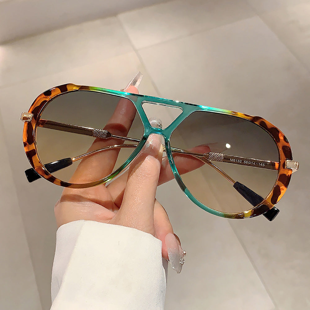Round Double Bridge Colorful Sunglasses for Women – Retro Circle Frame UV Protection Shades for Summer Festivals Beach Vacation Trendy Eyewear Gift