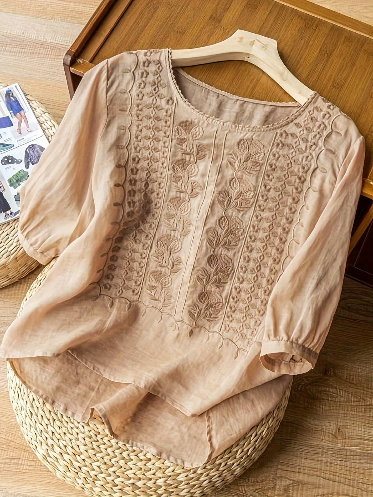Embroidered Floral T-Shirt Women Casual Short Sleeve Crew Neck Soft Cotton Tee 4 Colors White Green Yellow Khaki S-XXL