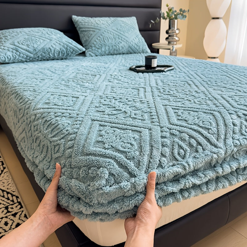 European Embossed Soft Bed Sheet – All Season Deep Pocket Mattress Cover, Super Soft Machine Washable Bedding for Twin Full Queen King, Warm Mattress Protector (No Pillowcase)